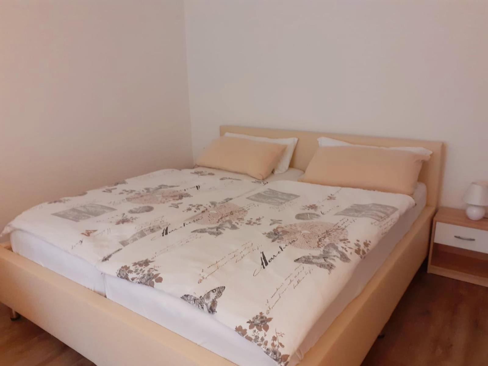 Ferienwohnung Am Kurpark, Gailingen Luaran gambar